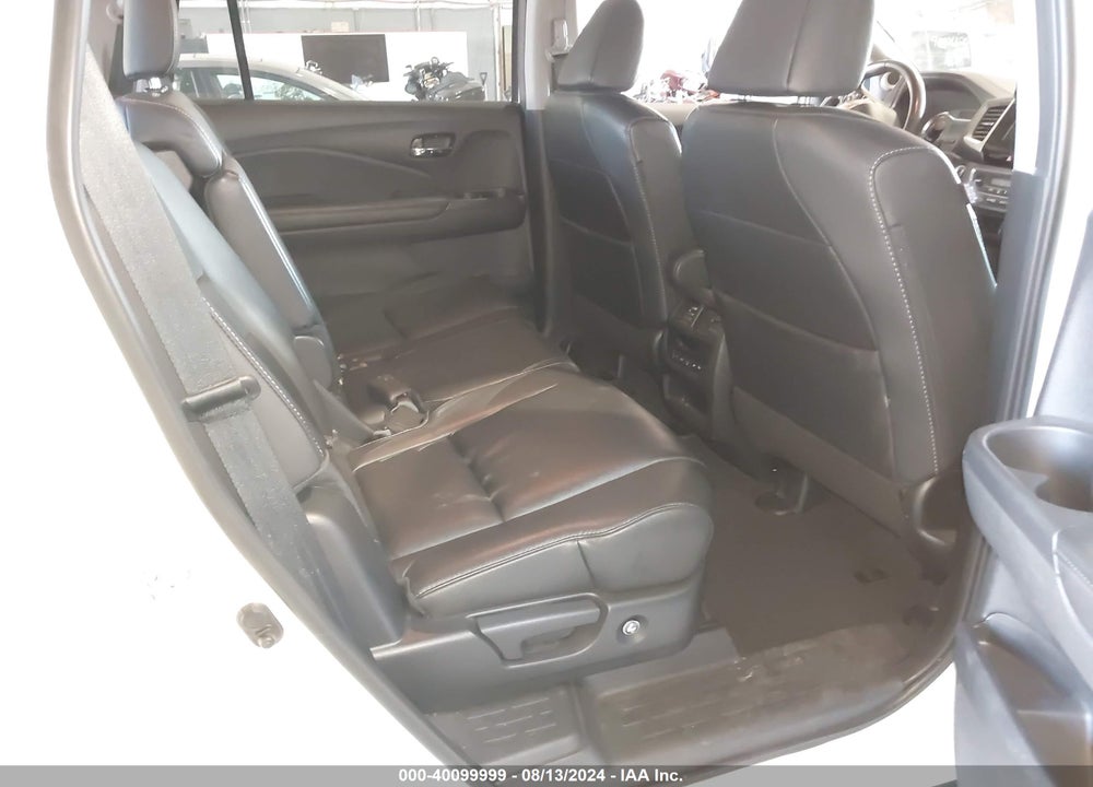 2018 HONDA PILOT EX-L VIN: 5FNYF6H55JB045037