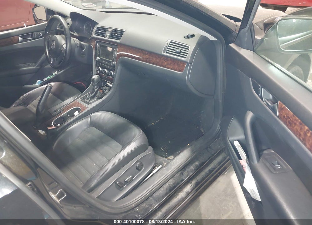 2013 VOLKSWAGEN PASSAT 2.0L TDI SEL PREMIUM VIN: 1VWCN7A39DC067181