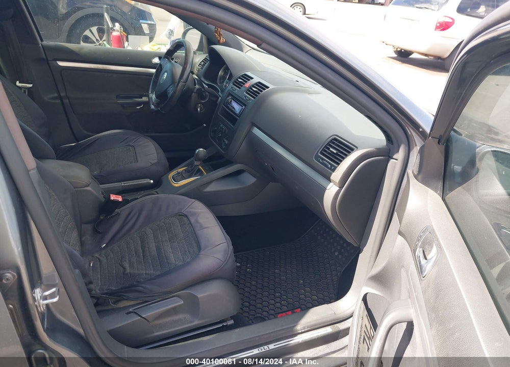 2008 VOLKSWAGEN GLI VIN: 3VWBJ71K18M007883