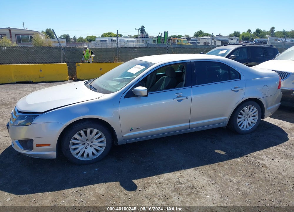 2011 FORD FUSION HYBRID VIN: 3FADP0L30BR110140