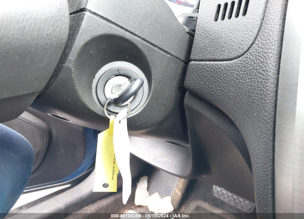 2010 FORD FUSION SE VIN: 3FAHP0HAXAR386283