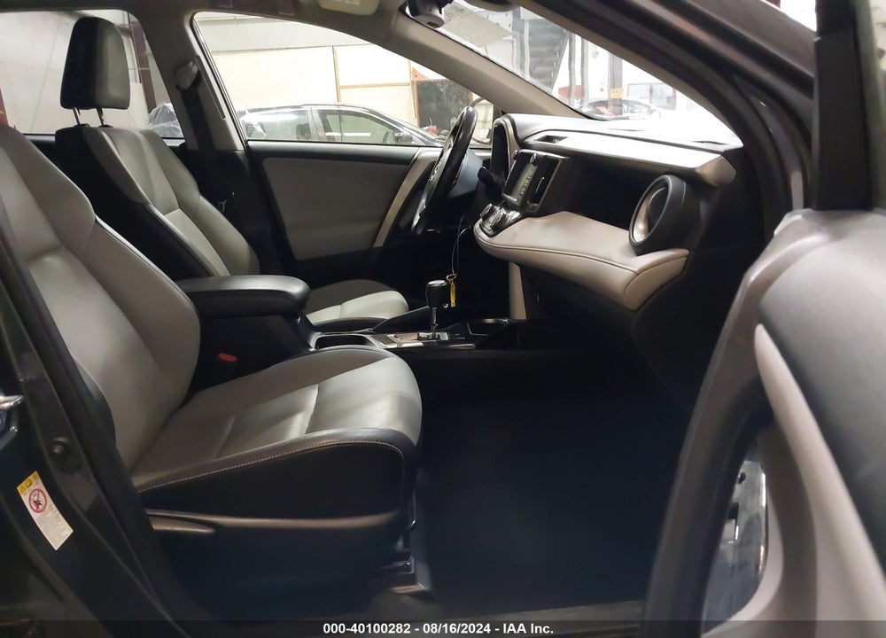 2018 TOYOTA RAV4 HYBRID LIMITED VIN: JTMDJREV7JD207826