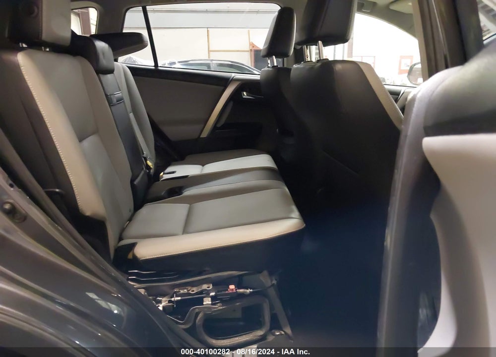 2018 TOYOTA RAV4 HYBRID LIMITED VIN: JTMDJREV7JD207826