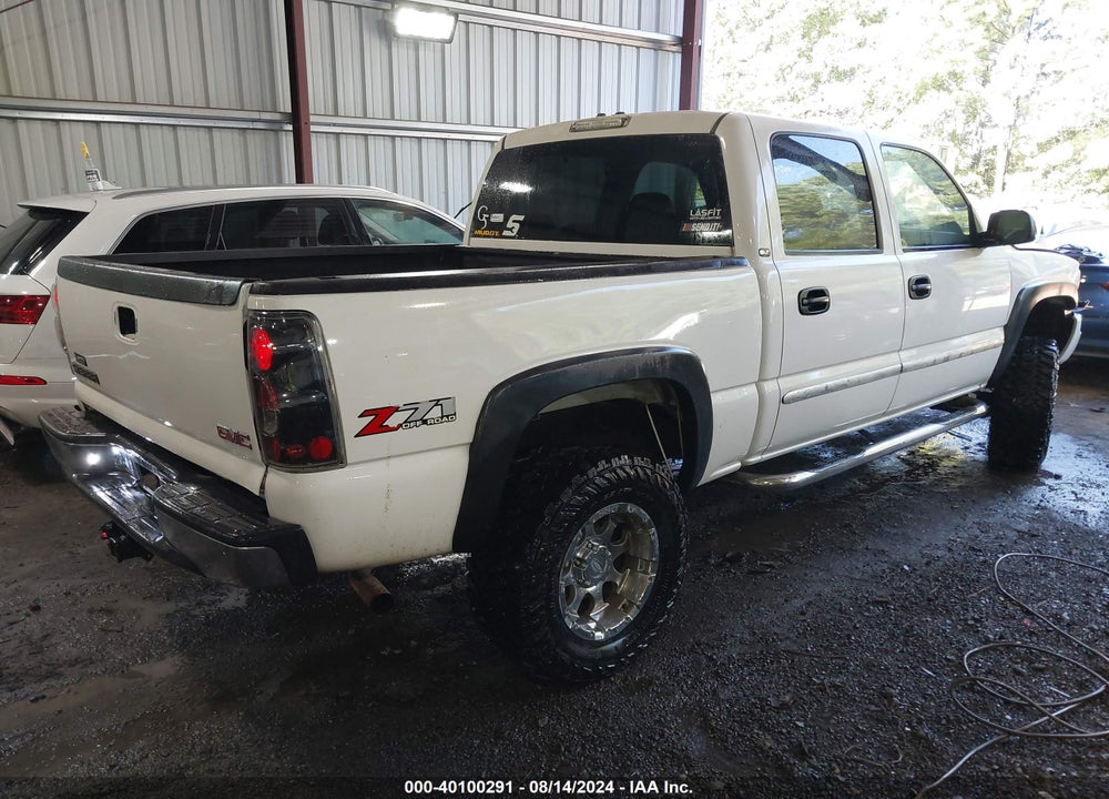 2006 GMC SIERRA 1500 SLT VIN: 2GTEK13T161173731