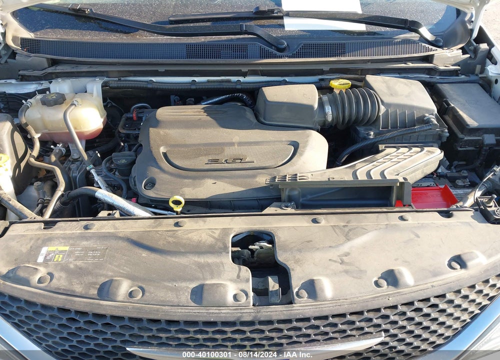 2019 CHRYSLER PACIFICA TOURING L PLUS VIN: 2C4RC1EG0KR667833