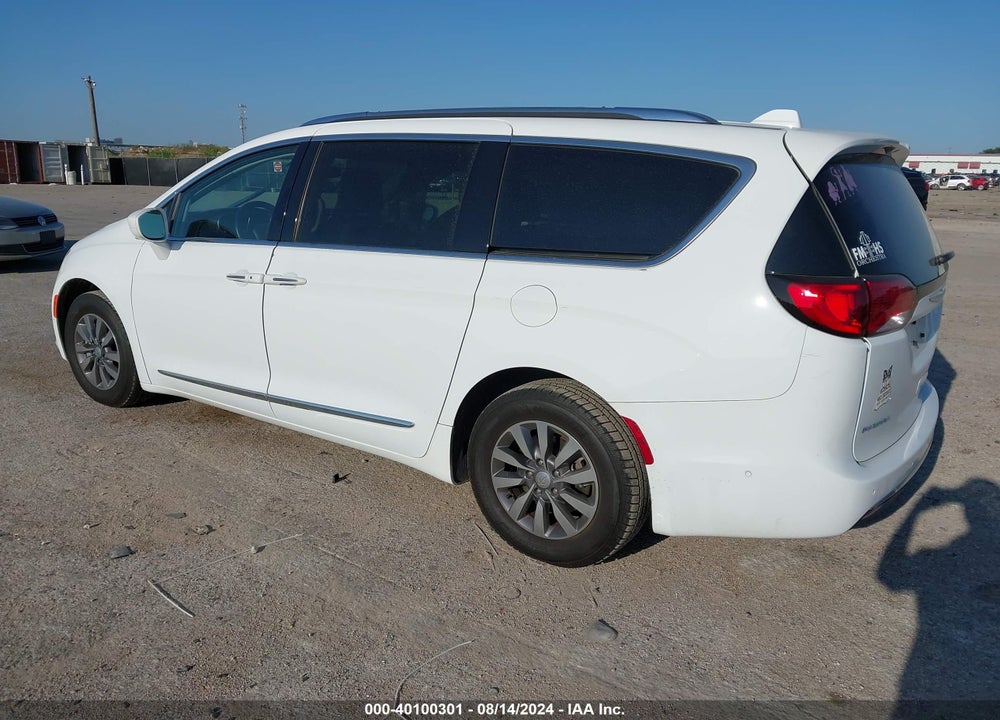 2019 CHRYSLER PACIFICA TOURING L PLUS VIN: 2C4RC1EG0KR667833