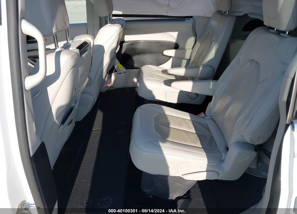 2019 CHRYSLER PACIFICA TOURING L PLUS VIN: 2C4RC1EG0KR667833