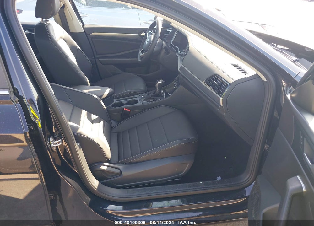2024 VOLKSWAGEN JETTA 1.5T SE VIN: 3VWEM7BU2RM049064