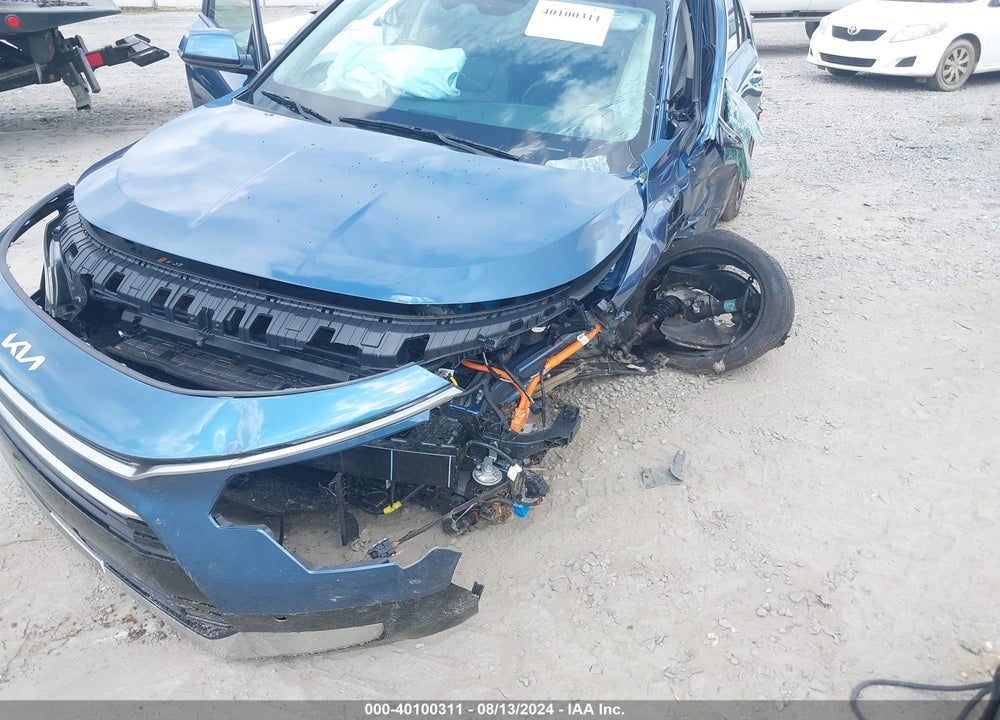 2024 KIA NIRO PLUG-IN HYBRID SX TOURING VIN: KNDCR3LF5R5122888