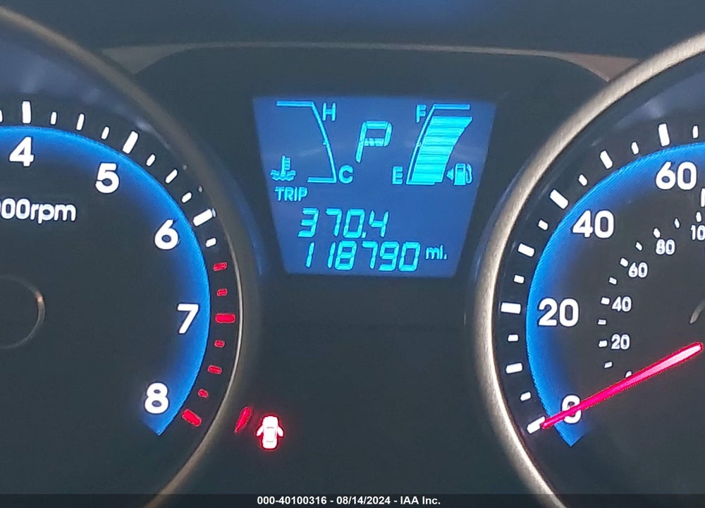 2014 HYUNDAI TUCSON SE VIN: KM8JUCAG4EU897860