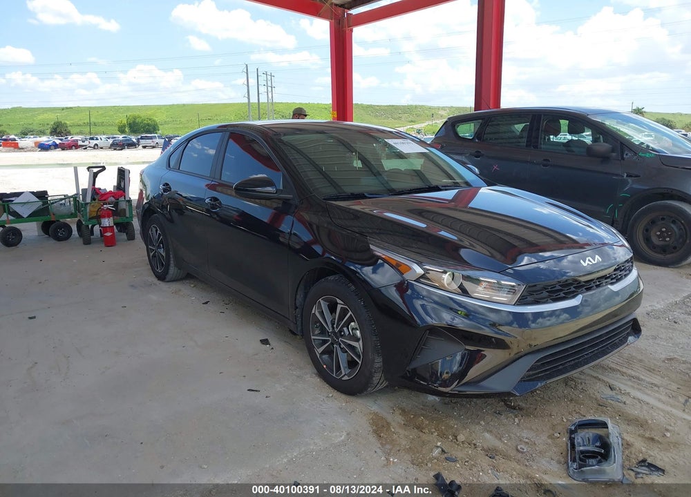 2024 KIA FORTE LXS VIN: 3KPF24AD8RE800014