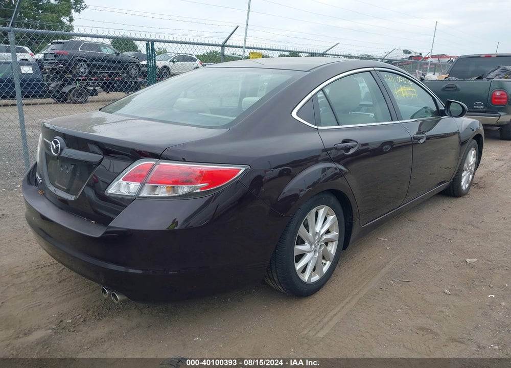 2011 MAZDA 6 I TOURING VIN: 1YVHZ8CH3B5M19940