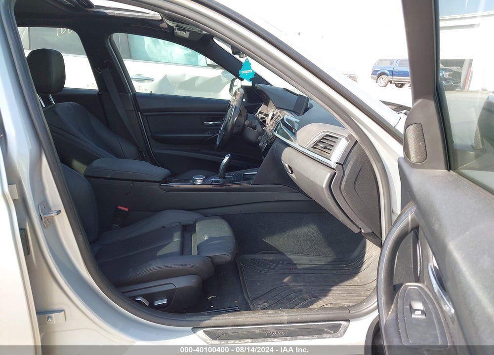 2016 BMW 320I XDRIVE VIN: WBA8E5G57GNU20500