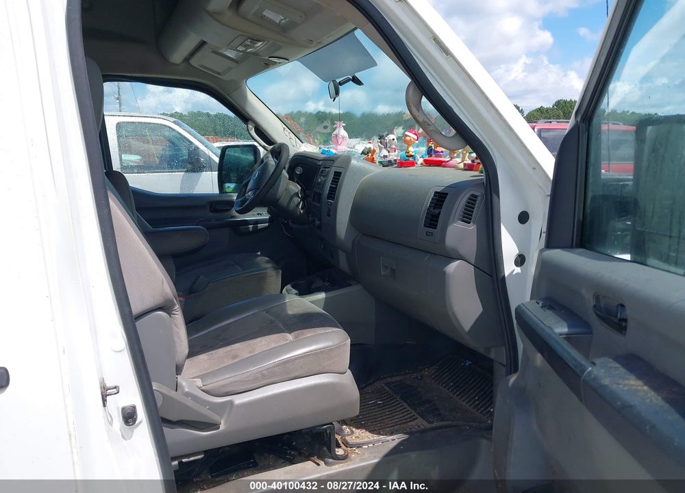 2014 NISSAN NV CARGO NV2500 HD S V8 VIN: 1N6AF0LX4EN108060