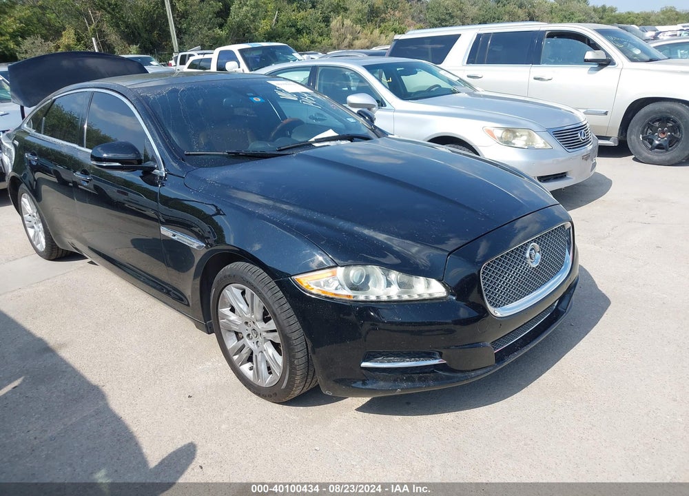 2011 JAGUAR XJ VIN: SAJWA1CB0BLV16520