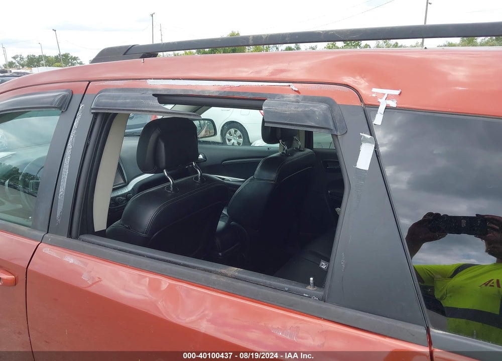 2014 DODGE JOURNEY SXT VIN: 3C4PDCBG6ET240937