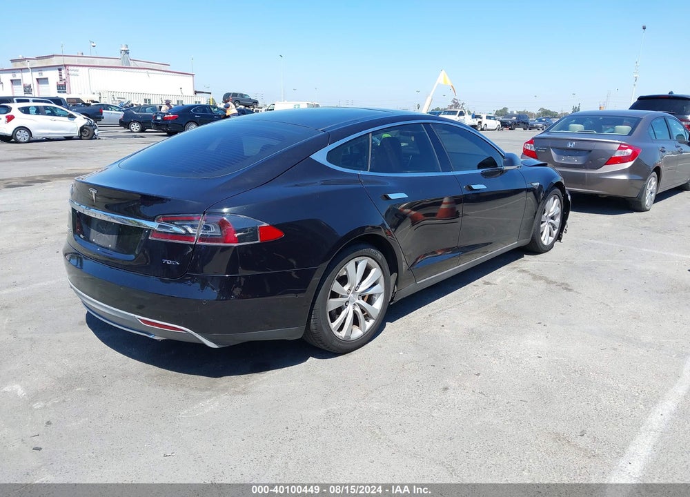 2015 TESLA MODEL S 70D/85D/P85D VIN: 5YJSA1E29FF104499