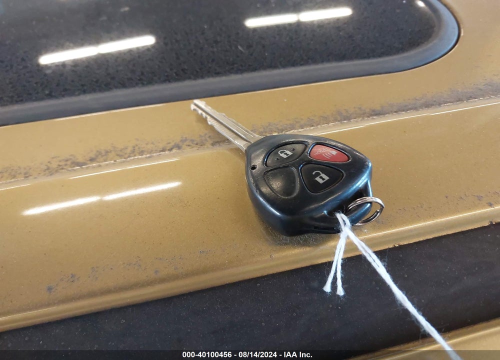 2008 SCION XB VIN: JTLKE50E381054132