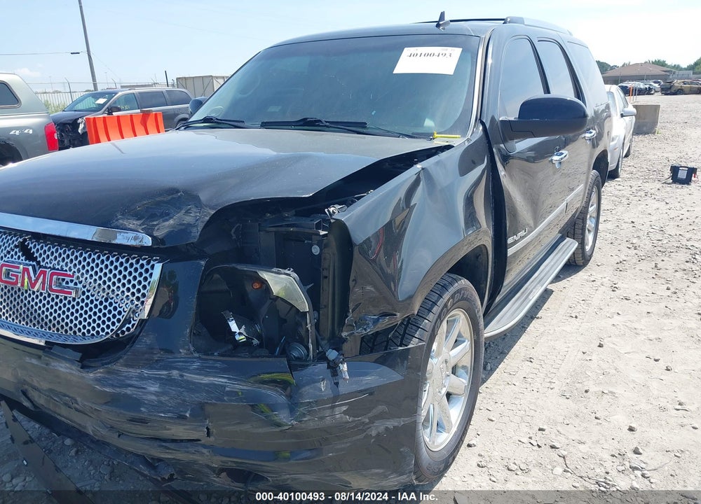 2011 GMC YUKON DENALI VIN: 1GKS2EEF3BR175732