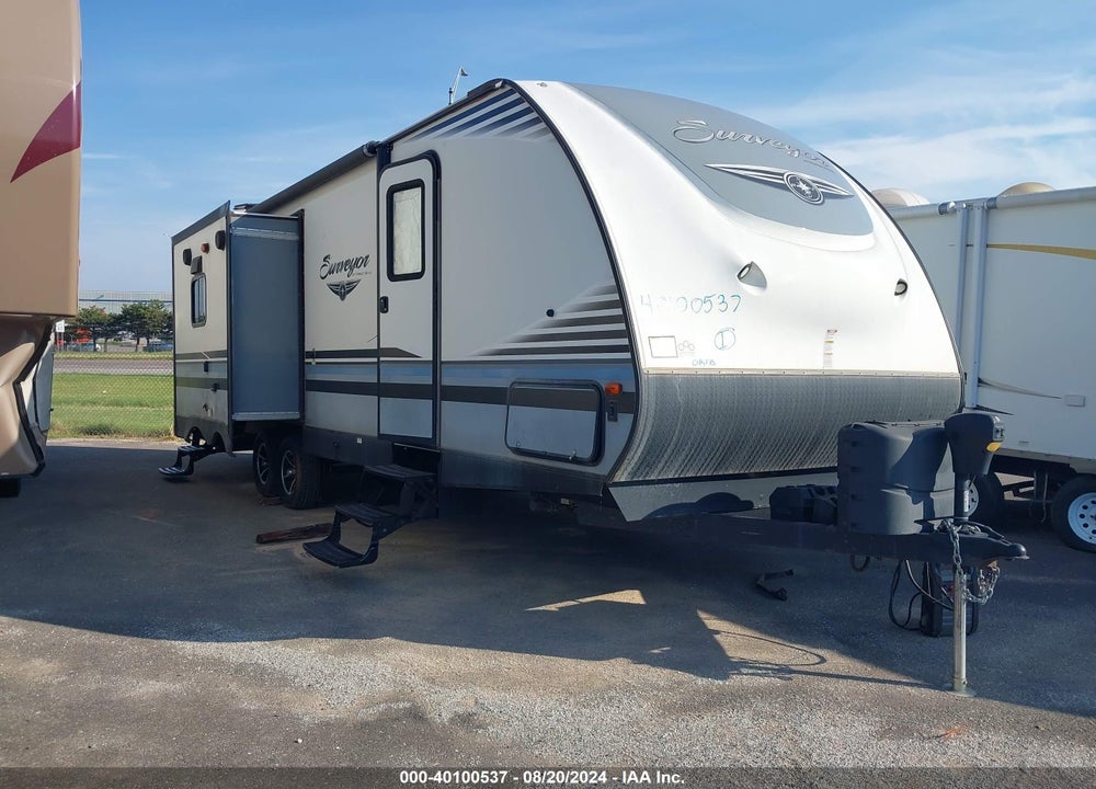 2018 FOREST RIVER OTHER VIN: 4X4TSVC20JL033222