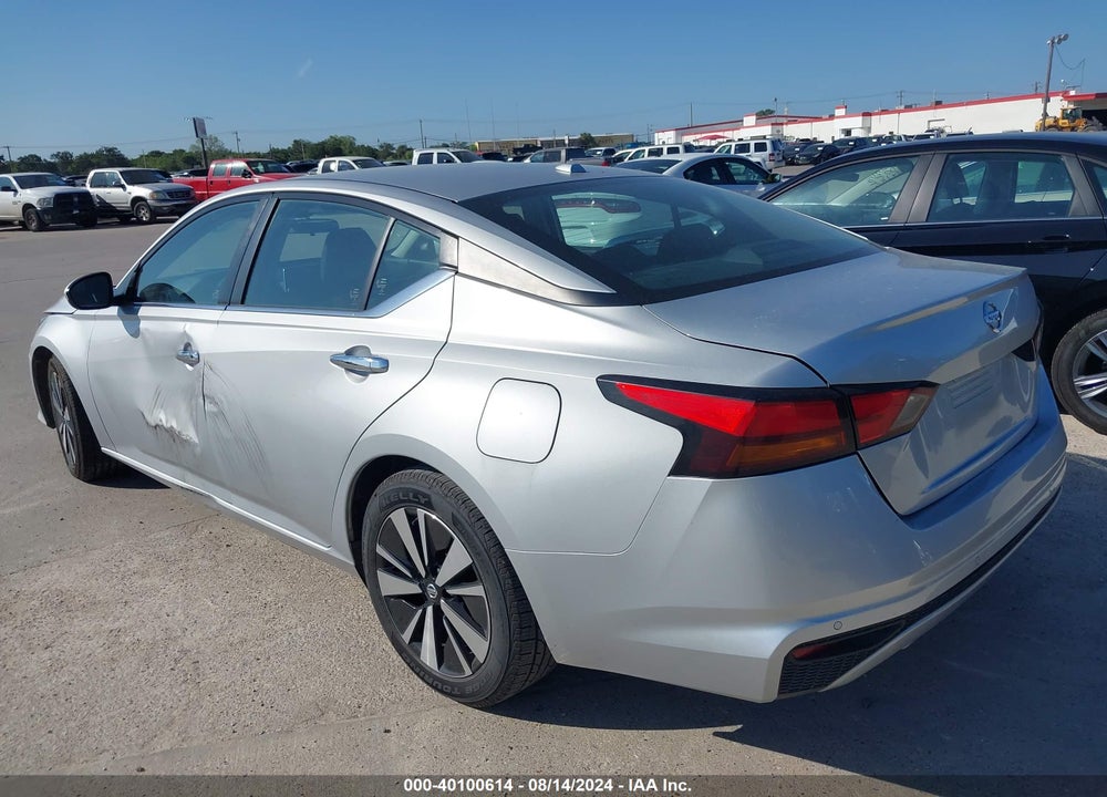 2022 NISSAN ALTIMA SV FWD VIN: 1N4BL4DV8NN387751