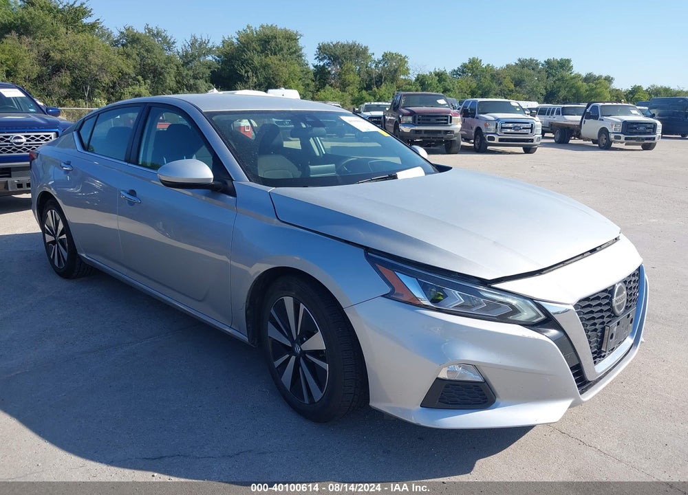 2022 NISSAN ALTIMA SV FWD VIN: 1N4BL4DV8NN387751