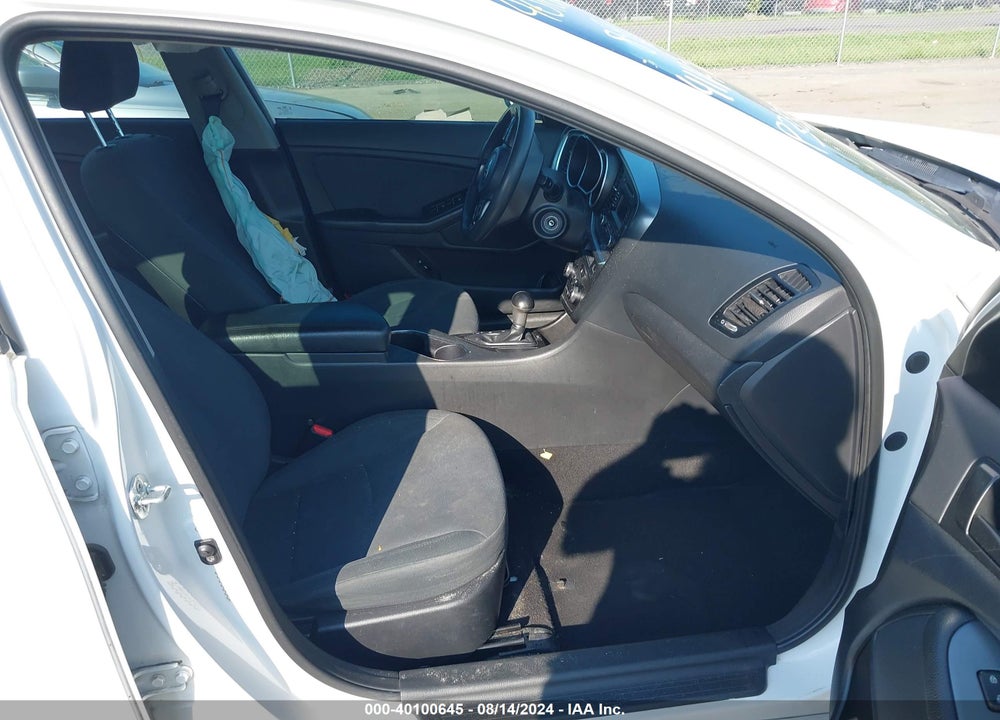 2015 KIA OPTIMA LX VIN: KNAGM4A7XF5602287