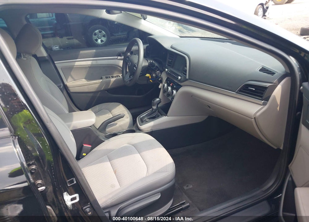 2019 HYUNDAI ELANTRA SEL VIN: KMHD84LF2KU731179