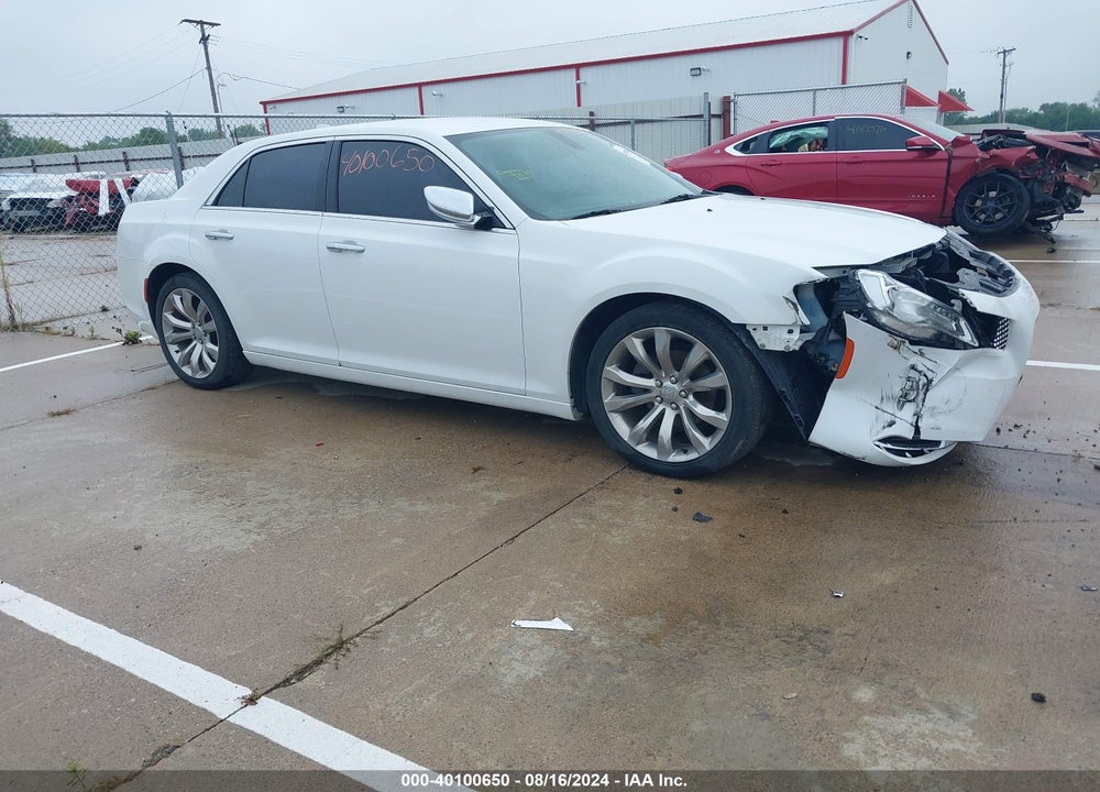 2019 CHRYSLER 300 VIN: 2C3CCAEG4KH528126