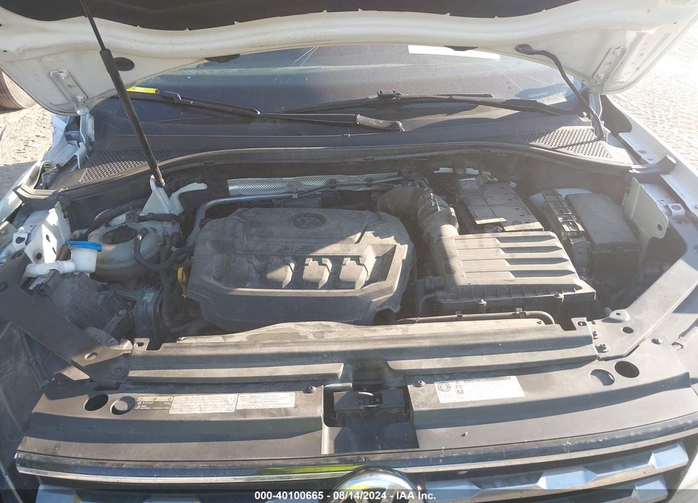 2018 VOLKSWAGEN TIGUAN VIN: 3VV2B7AX5JM001149