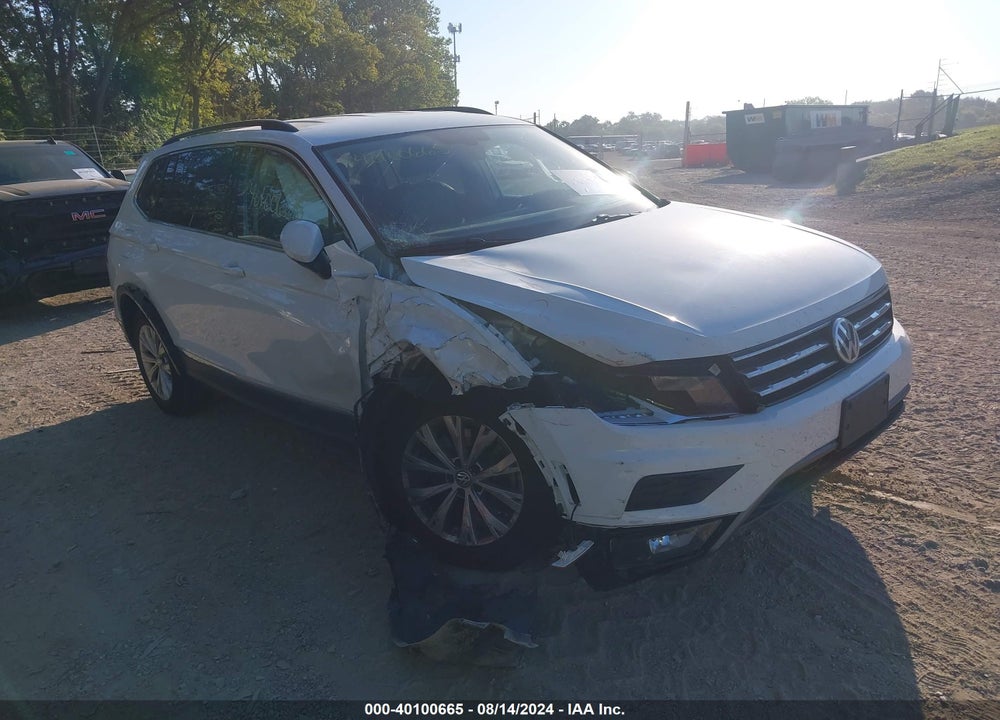 2018 VOLKSWAGEN TIGUAN VIN: 3VV2B7AX5JM001149
