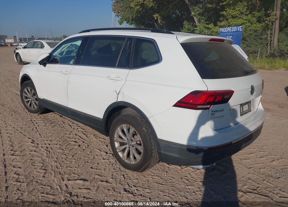 2018 VOLKSWAGEN TIGUAN VIN: 3VV2B7AX5JM001149