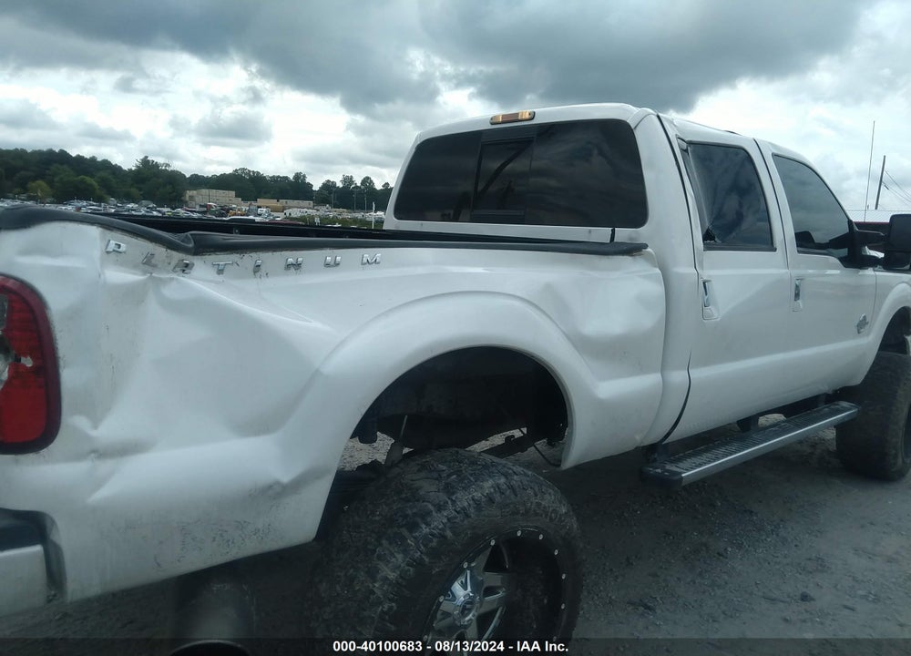 2015 FORD F-250 LARIAT VIN: 1FT7W2BT9FEA44428