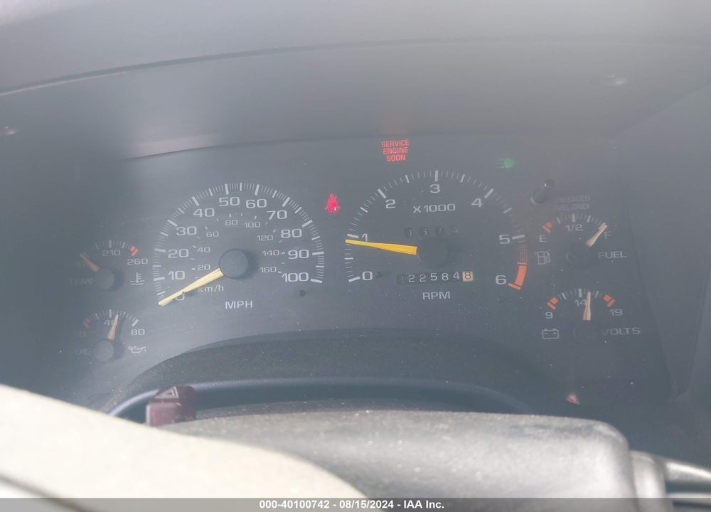 1997 GMC JIMMY SLS VIN: 1GKDT13W4V2560523
