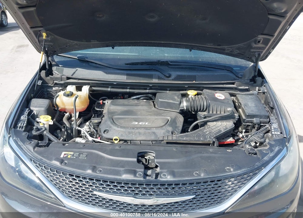 2017 CHRYSLER PACIFICA TOURING VIN: 2C4RC1DG4HR723010