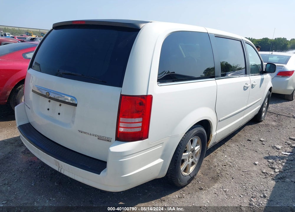2010 CHRYSLER TOWN & COUNTRY NEW LX VIN: 2A4RR2D19AR365810