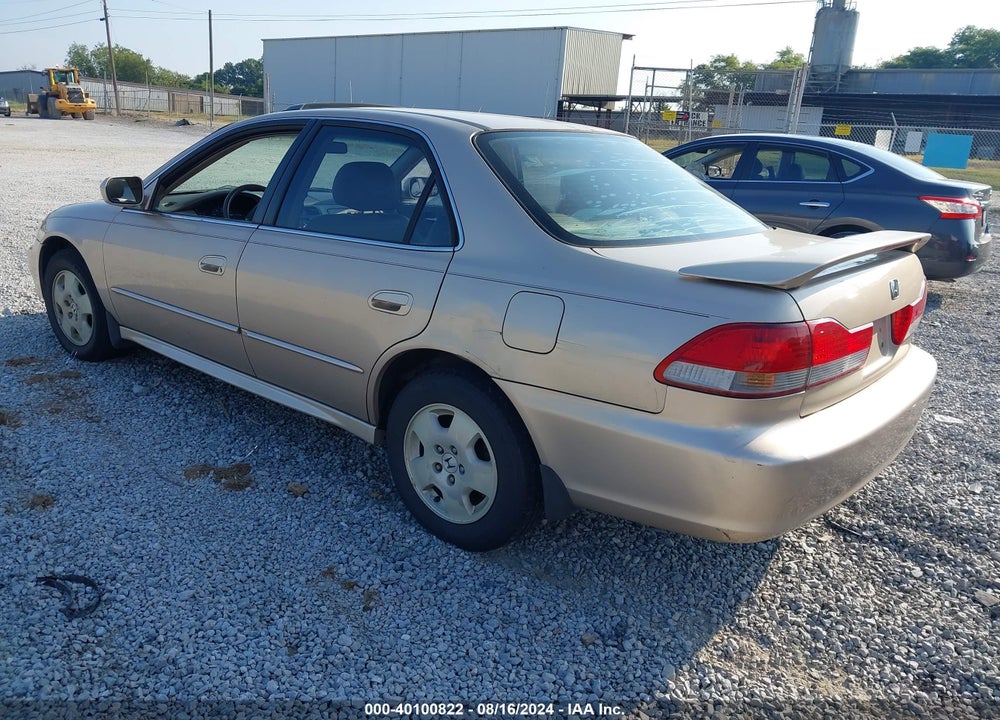 2001 HONDA ACCORD 3.0 EX VIN: 1HGCG16541A059387
