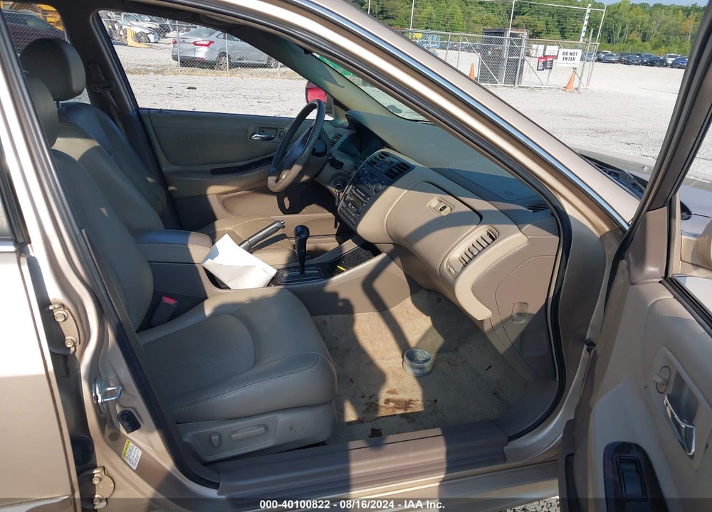 2001 HONDA ACCORD 3.0 EX VIN: 1HGCG16541A059387
