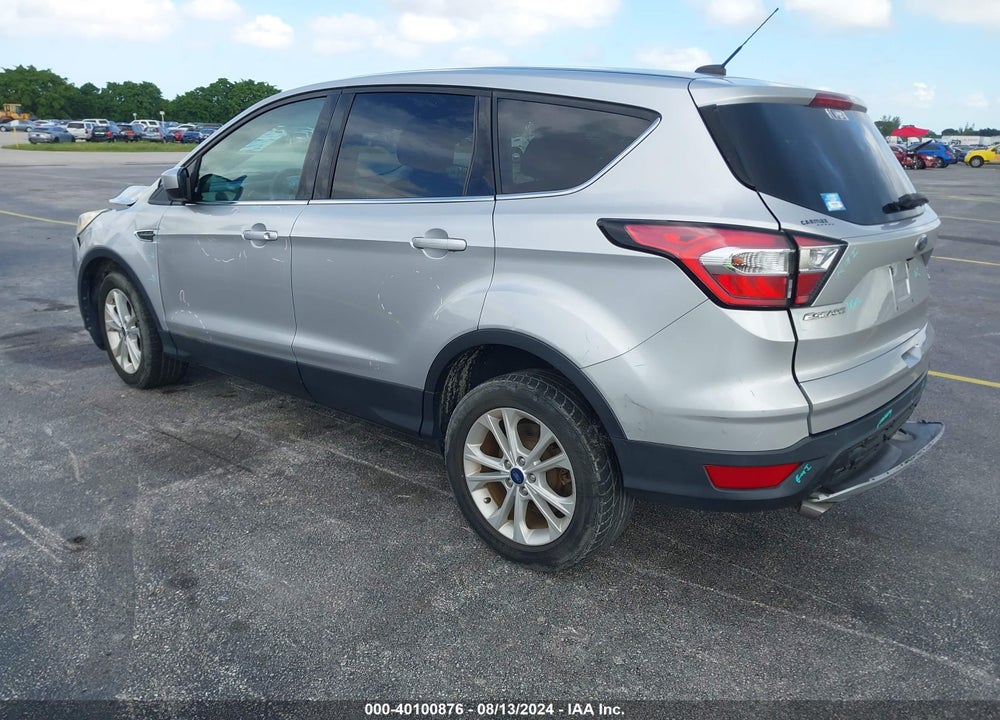 2017 FORD ESCAPE SE VIN: 1FMCU0GD7HUE39870