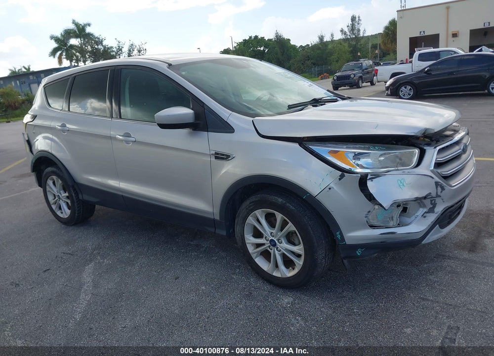 2017 FORD ESCAPE SE VIN: 1FMCU0GD7HUE39870