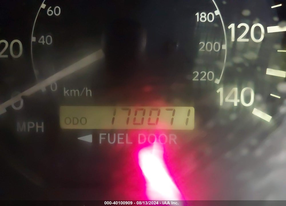 2001 TOYOTA CAMRY LE VIN: 4T1BG22K61U096883