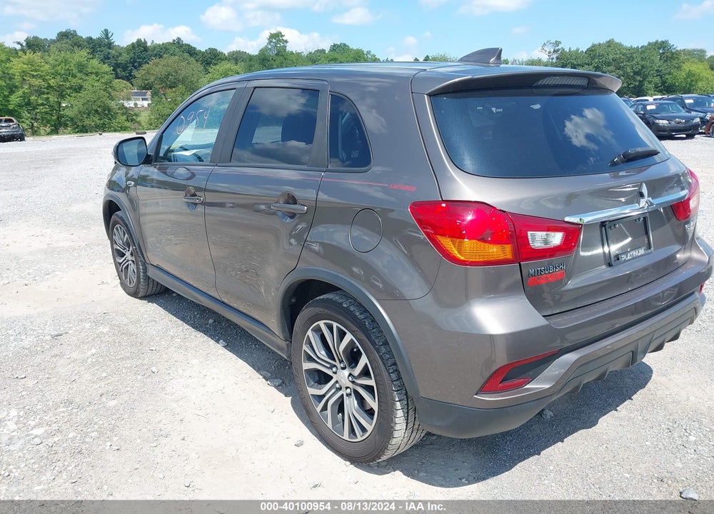 2018 MITSUBISHI OUTLANDER SPORT 2.0 ES VIN: JA4AR3AU2JZ018083