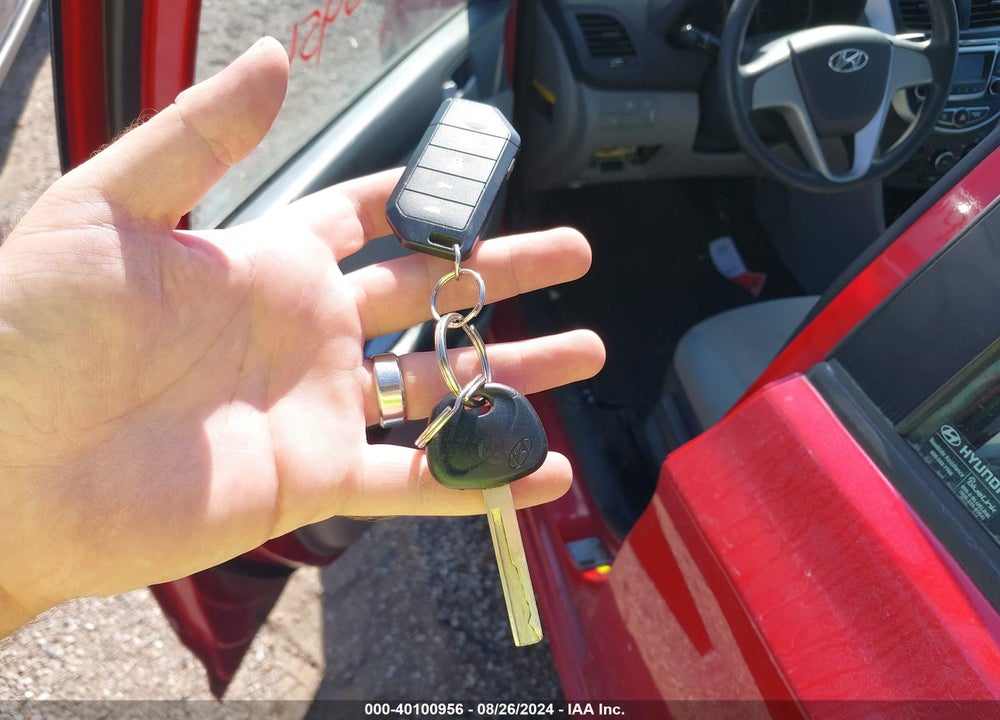 2014 HYUNDAI ACCENT VIN: KMHCT4AE0EU689152