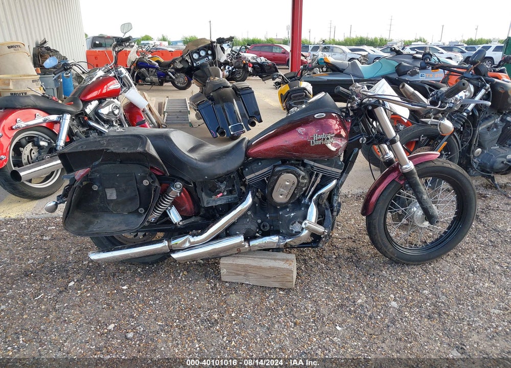 2013 HARLEY-DAVIDSON FXDB DYNA STREET BOB VIN: 1HD1GX412DC314182