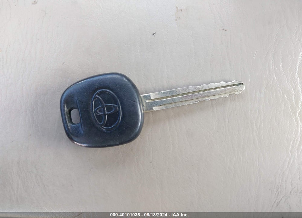 2005 TOYOTA COROLLA CE VIN: 1NXBR32E45Z431297