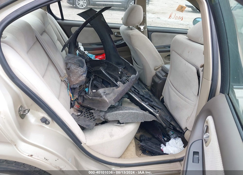 2002 NISSAN MAXIMA SE VIN: JN1DA31D82T201019