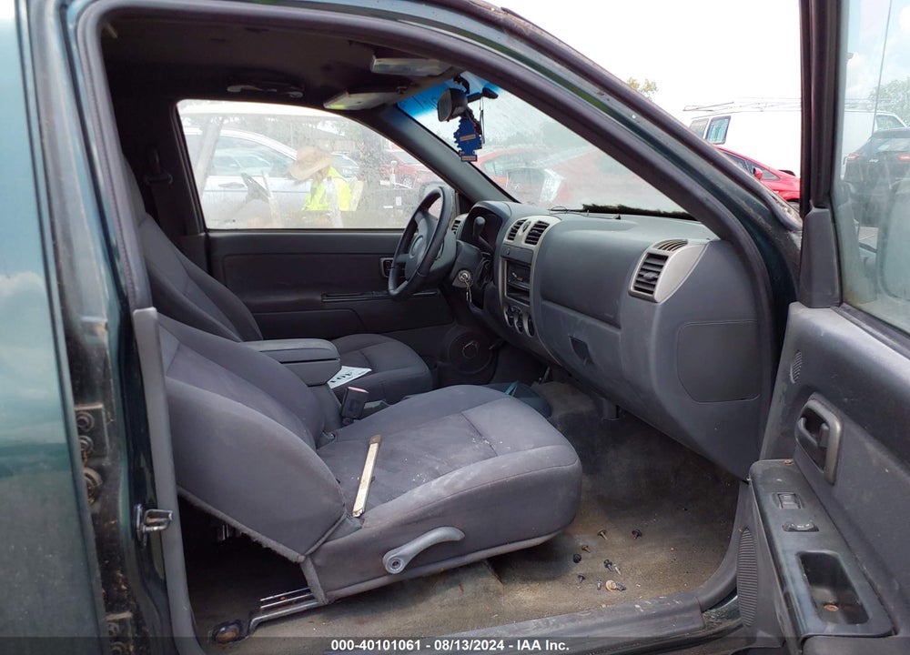 2005 CHEVROLET COLORADO LS VIN: 1GCCS136458150327