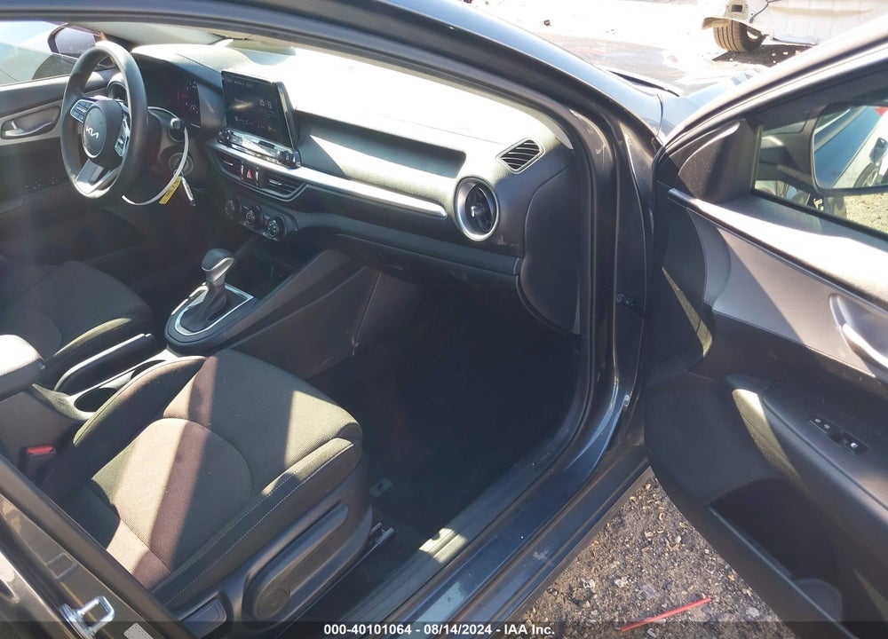 2022 KIA FORTE LXS VIN: 3KPF24AD4NE418931