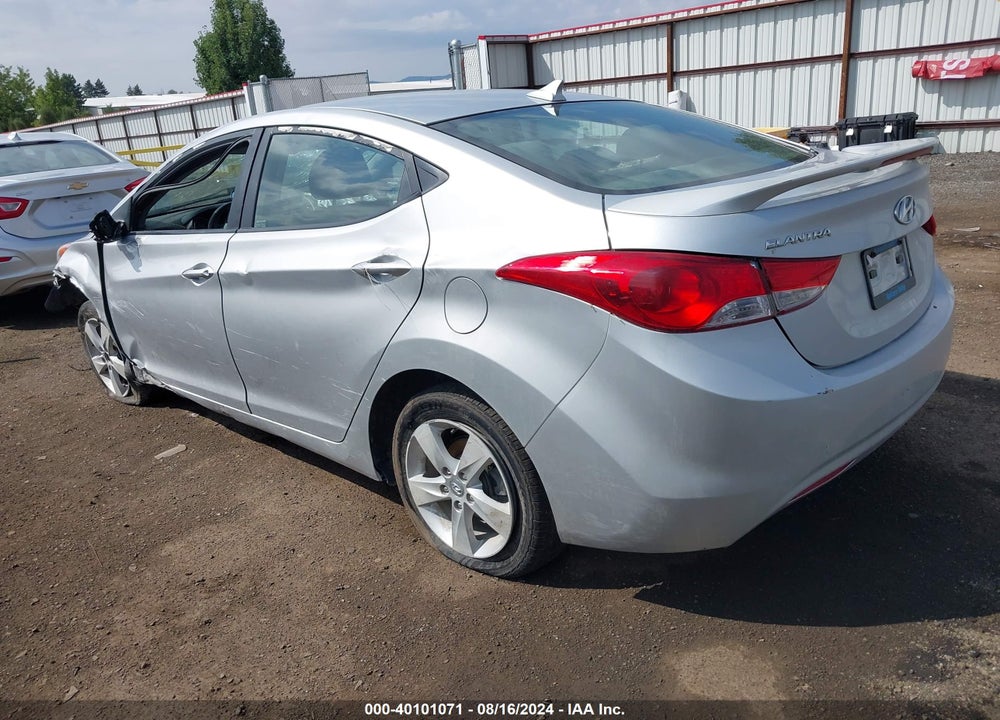 2013 HYUNDAI ELANTRA GLS VIN: KMHDH4AE5DU933432