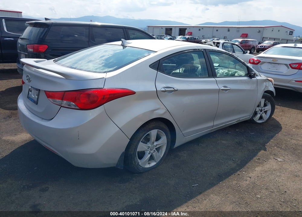 2013 HYUNDAI ELANTRA GLS VIN: KMHDH4AE5DU933432